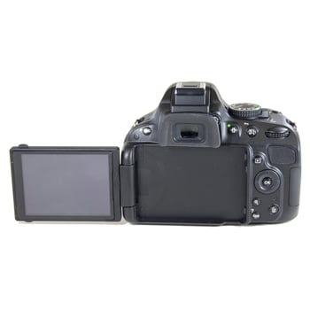 Nikon D5300 DSLR Camera 24.2 MP Full HD 1920 X 1080p/30fps - Jarir  Bookstore KSA
